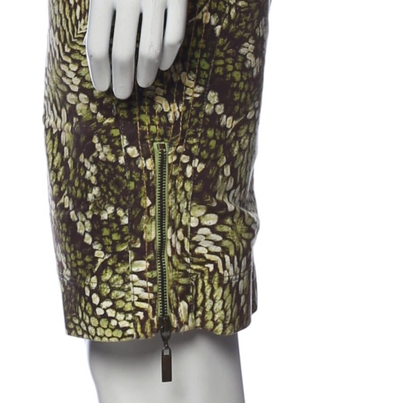 Just Cavalli knee-lengt skirt - Picture 4 of 9